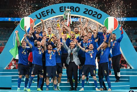 Euro 2020: Niezwykły triumf Mancini i Włosi w Londynie, który zapisał się na zawsze w historii futbolu